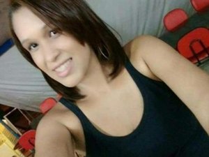 Jovem é encontrada morta e nua em altar de igreja 