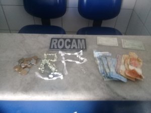 Dupla é presa por tráfico de drogas no Rosane Collor