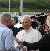 Papa Leão XIV recebe alta após cirurgia para tratar câncer de pulmão e retorna ao Vaticano