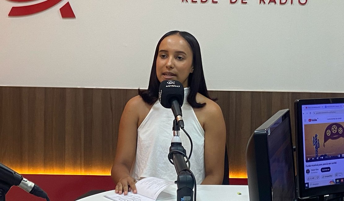 Cordelista e bisneta do 1º radialista de Arapiraca, Ana Clécia fala sobre obra em homenagem a Zé do Rojão