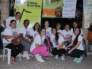 Caminhada no Bosque marca campanha da mulher