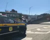 Passarela desaba após ser atingida por caminhão e dois morrem em SP