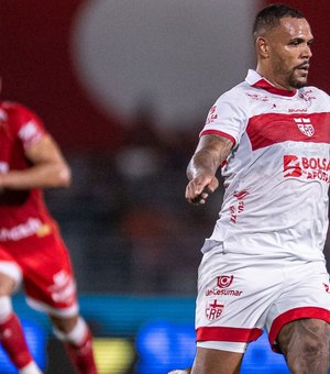 No Rei Pelé, CRB vence o Vila Nova por 2 a 0 e encosta no G-6 da Série B