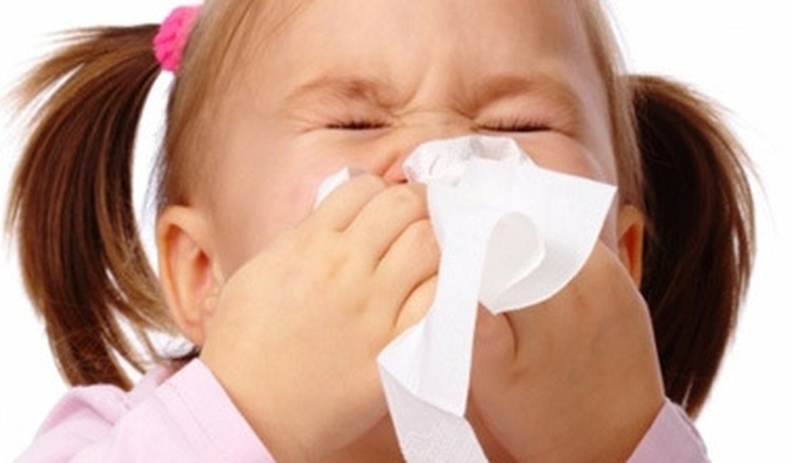 Mortes de crianças por gripe triplicam no Brasil, diz Ministério da Saúde