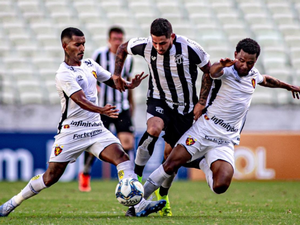 Ceará vence Sport de virada pela Copa do Nordeste