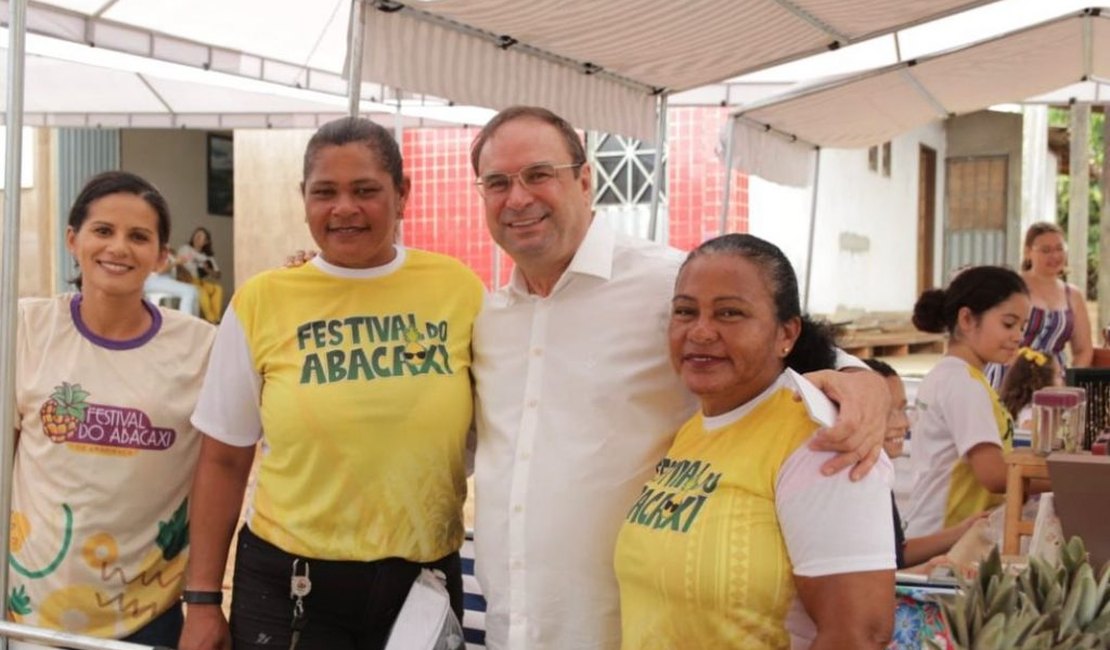 Luciano Barbosa destaca fortalecimento da economia local no 1º Festival do Abacaxi