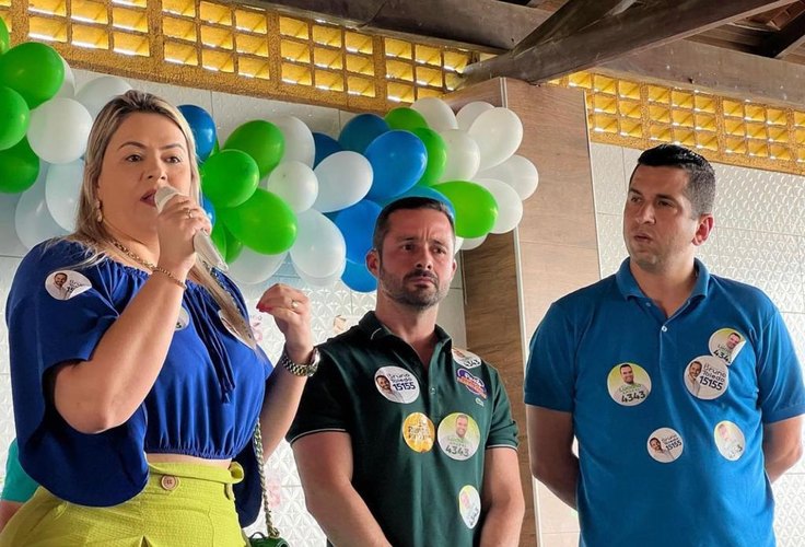 Empresários Gustavo e Aretuza Temóteo recepcionam deputado Bruno Toledo em Arapiraca