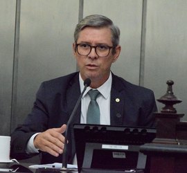 Deputado alagoano comemora captura de Maduro com dança nos EUA