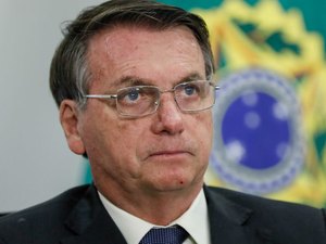 Prisão de Queiroz deixa Bolsonaro mais dependente do Centrão