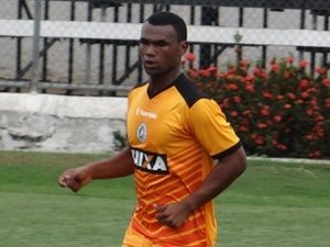 Lateral direito Chiquinho Alagoano, ex ?ASA, é anunciado no Cuiabá para a série C
