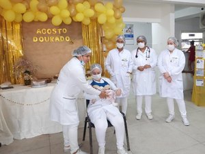 Unidades de Saúde iniciam campanha de amamentação do Agosto Dourado