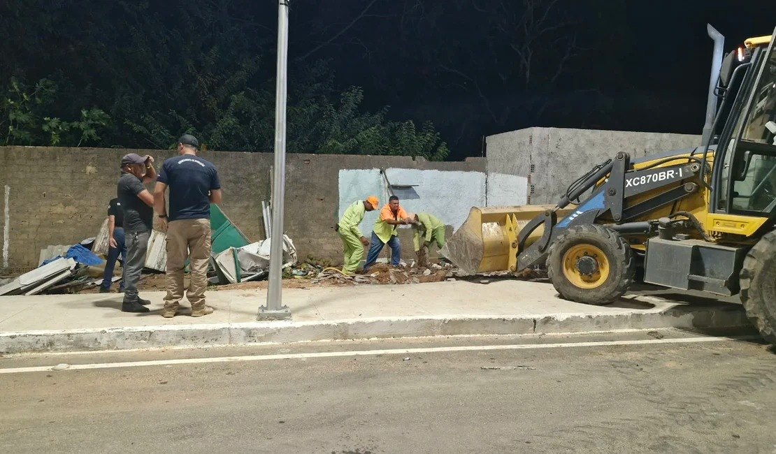 Mulher denuncia filmagem clandestina em banheiro improvisado em Arapiraca