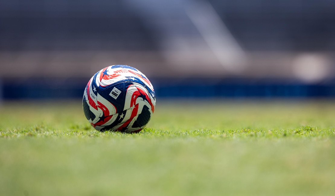 Selaj inicia tratamento anual do gramado do Estádio Rei Pelé visando temporada 2026