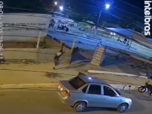 Câmera flagra momento em que homem é assassinado no conjunto Graciliano Ramos