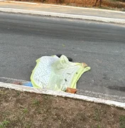 Homem morre após sofrer acidente e bater a cabeça em tampa de esgoto