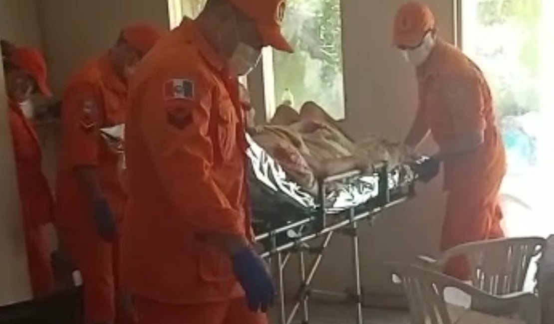 Idoso de 87 anos é resgatado por maus-tratos no Barro Duro