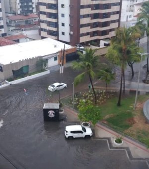 Defesa Civil de Maceió monitora chuvas na capital nesta segunda (17)
