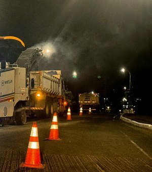 Avenida Rotary, em Maceió, recebe obras de recapeamento asfáltico