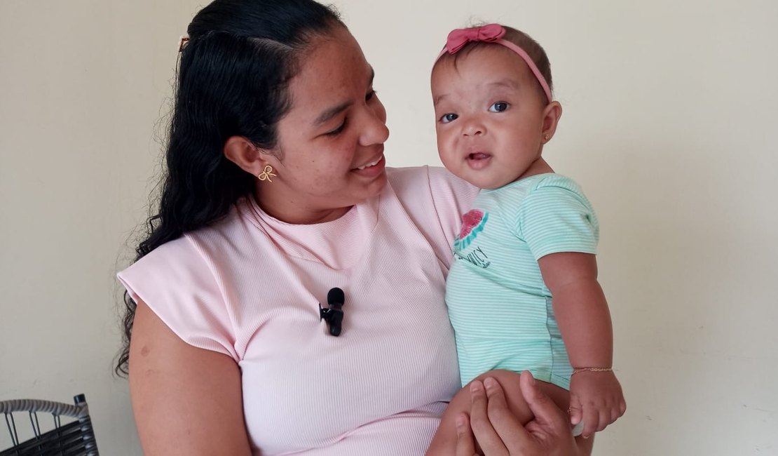 [Vídeo] Mãe pede ajuda para comprar fórmula especial para bebê alérgica a leite