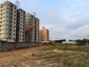 Guindaste cai, mata dois operários e deixa seis feridos em Aracaju