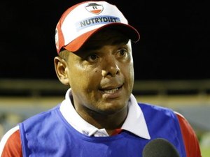 Dez clubes que trocaram treinadores nas séries A,B e C do brasileiro