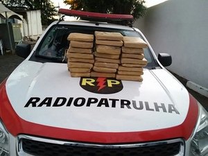 Operação policial apreende 25 kg de maconha e 35 pedras de crack