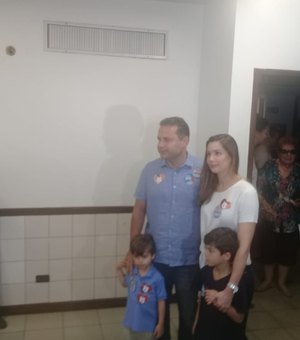 Renan Filho é reeleito governador de Alagoas