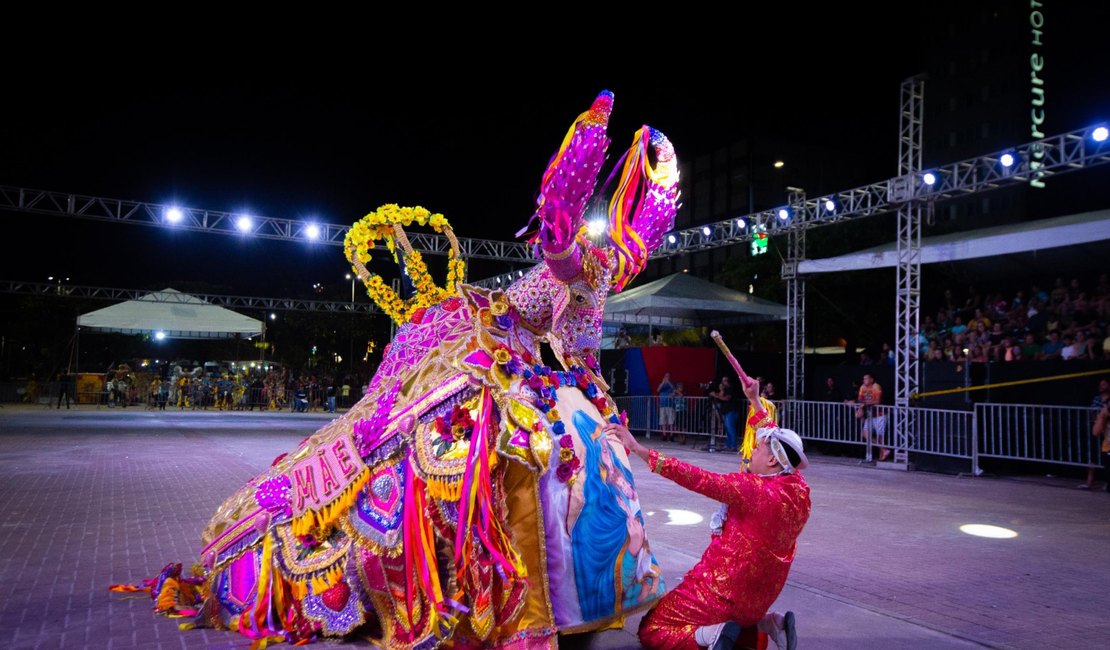 6º Festival Alagoano de Bumba Meu Boi reúne mais de 30 grupos no Estádio Rei Pelé