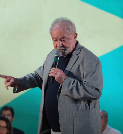 Lula se mantém na liderança na intenção de voto dos alagoanos