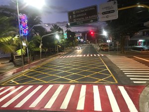 Colisão entre carro e moto deixa homem ferido na Av. Álvaro Otacílio   