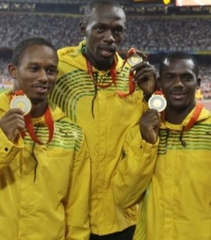 Nesta Carter é flagrado no doping, Jamaicanos são desclassificados e Bolt perde ouro