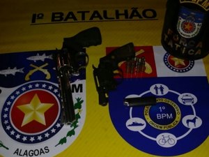 Integrantes de grupo criminoso são presos com armas e munições após troca de tiros com a PM