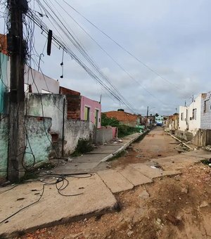 Moradores do Bom Parto entregam abaixo-assinado à Defensoria pedindo realocação