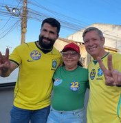 Bebeto e Fábio Costa participam de carreatas por Flávio e Alfredo em Porto Calvo e União