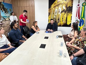 Câmara de Maceió empossa mais dois novos servidores efetivos