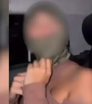 PMs fardados são filmados dando “rolê” com mulheres em viatura oficial
