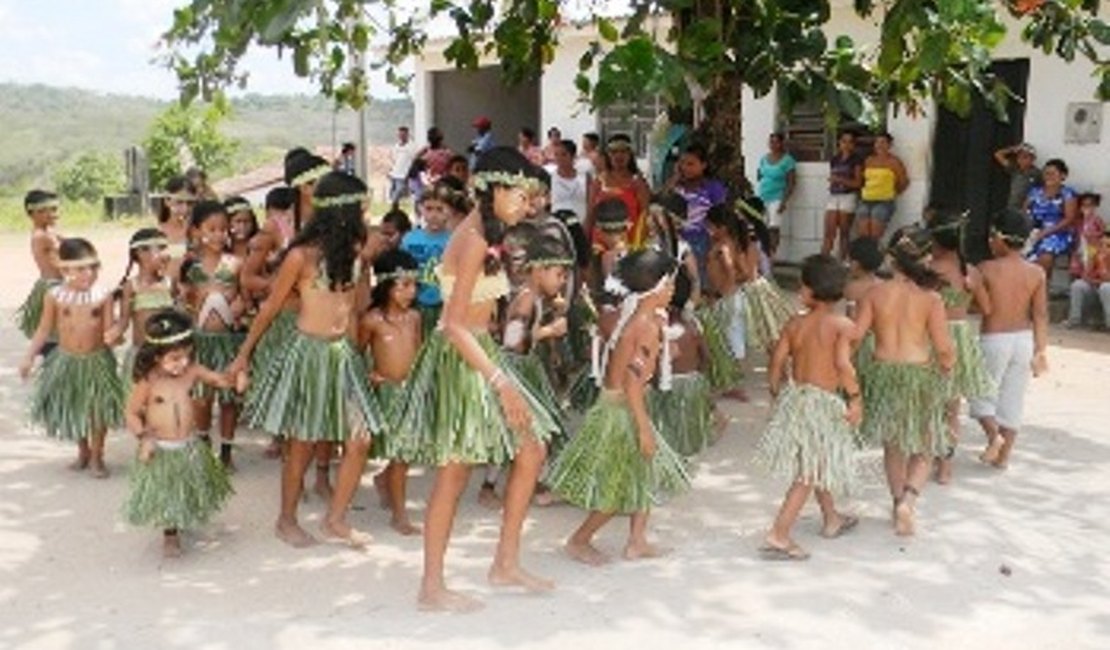 Tribo Indígena tem escola reformada pelo Voluntariado Correios