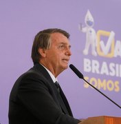 Bolsonaro assina decreto de indulto natalino