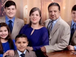 Casal negacionista que recusou vacina morre por complicações da covid e deixa 4 filhos