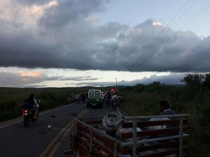 Duas pessoas ficam gravemente feridas após colisão no Agreste 