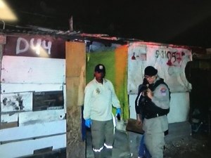 Dois jovens são mortos a tiros na Favela Mandaú, em Maceió 