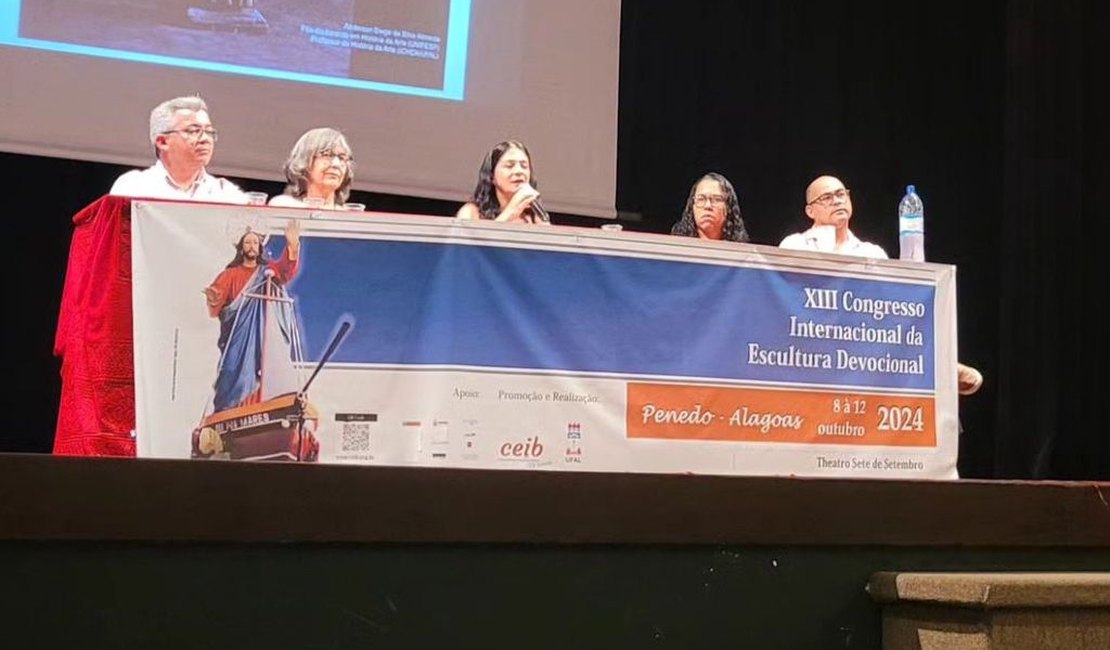 Penedo discute a arte devocional em congresso que reúne escultores e especialistas