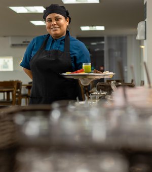 Emprego formal em Alagoas cresce 22,7% em quatro anos, aponta ministério
