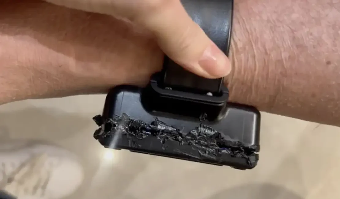 Laudo da PF confirma que Bolsonaro usou solda para romper tornozeleira