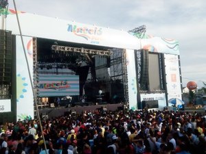 Wado abre terceiro dia de shows do Maceió Verão 2018