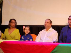 Prefeitura incentiva alunos da Rede Municipal a participarem de Olímpiada de Astronomia e Mostra de Foguetes