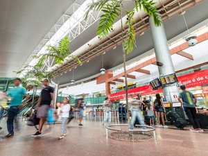 Fluxo de passageiros volta a crescer no Aeroporto Internacional Zumbi dos Palmares