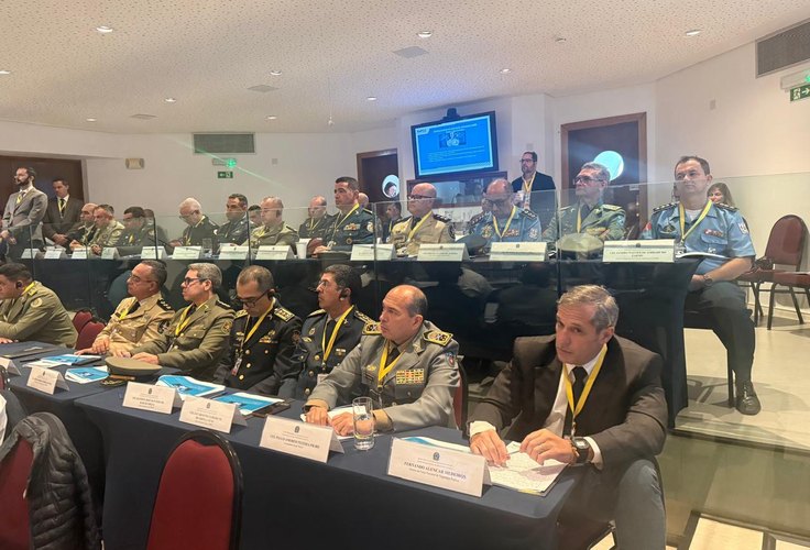 Fórum internacional destaca benefícios das câmeras corporais para policiais e população