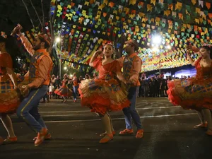 Quadrilhas juninas são reconhecidas manifestação da cultura nacional