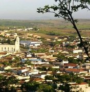 Atentado a bala deixa dono de bar gravemente ferido, na zona rural de Batalha